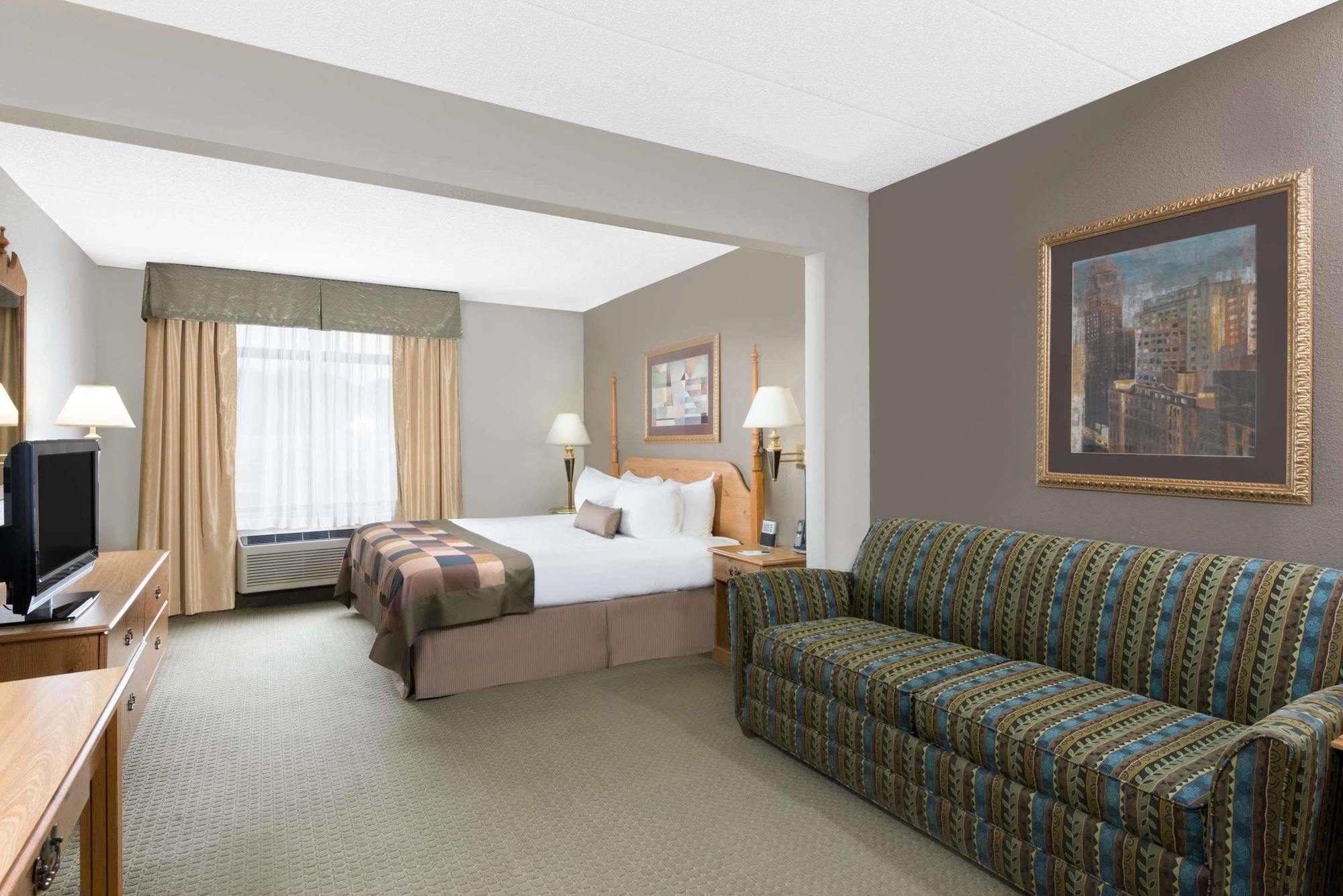 Wingate By Wyndham Mechanicsburg Exterior photo